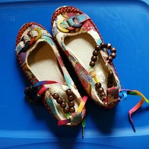 NWOTSuper cute canvas slip on